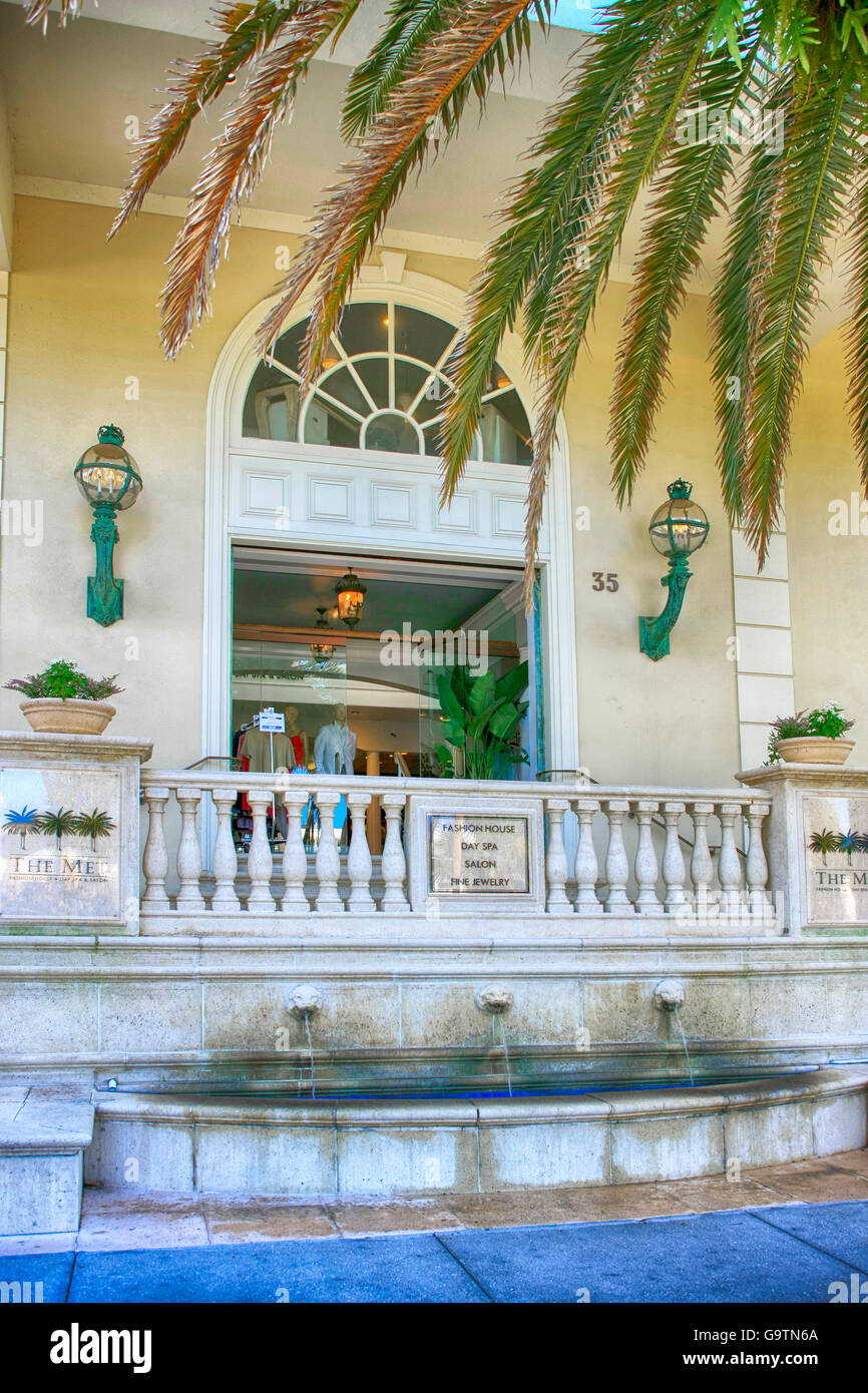The Met day spa on St. Armands Circle, Sarasota, Florida Stock Photo