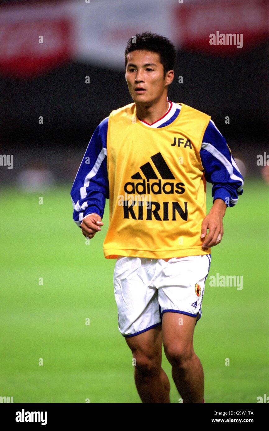 Soccer - Kirin Cup 2001 - Japan v Paraguay. Hiroaki Morishima, Japan Stock Photo