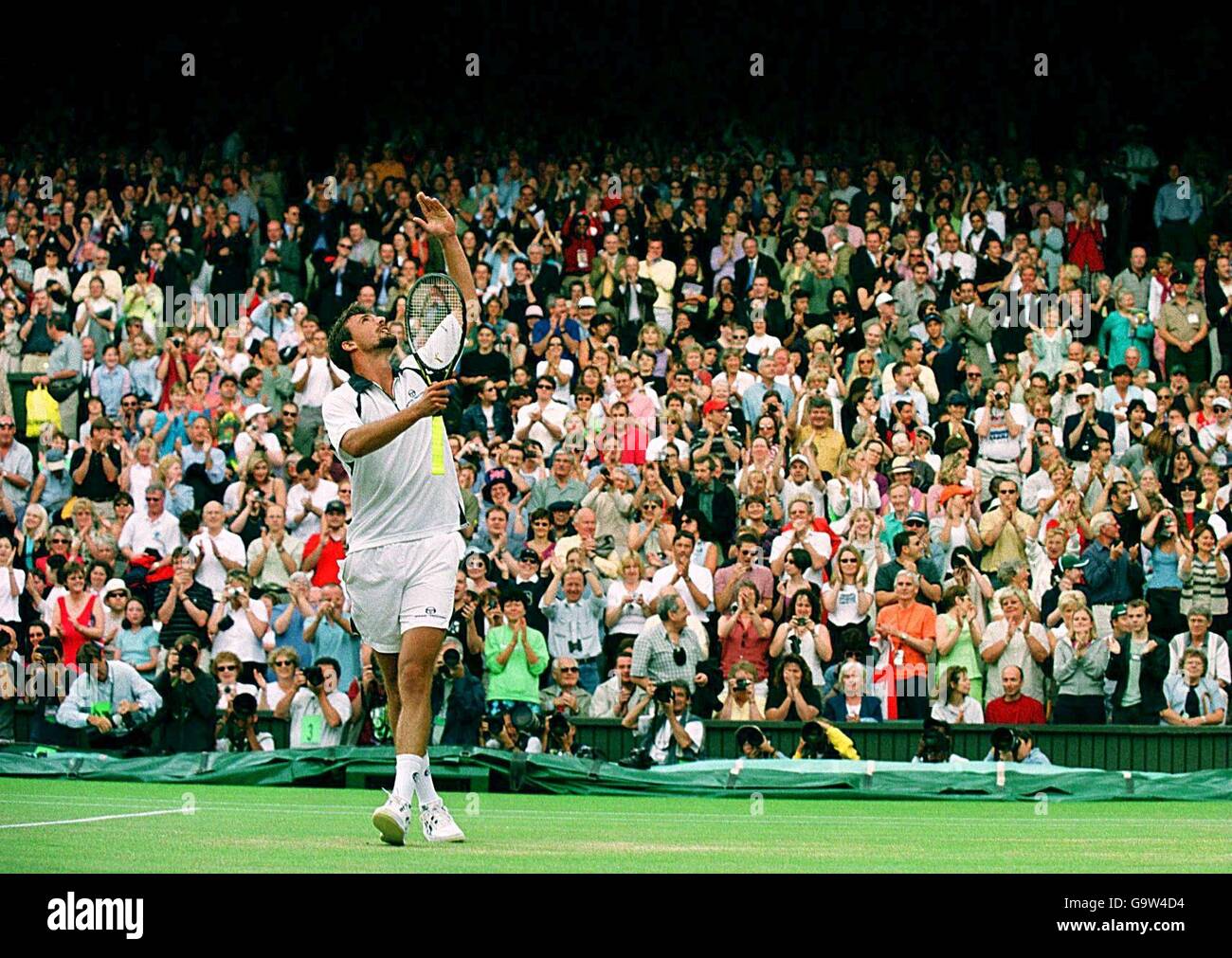 Tennis Wimbledon Championships Mens Semifinal Stock Photo Alamy