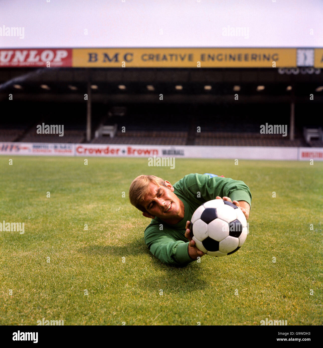 Soccer - Football League Division One - Aston Villa Photocall - Villa Park. John Dunn of Aston Villa July 1969 Stock Photo