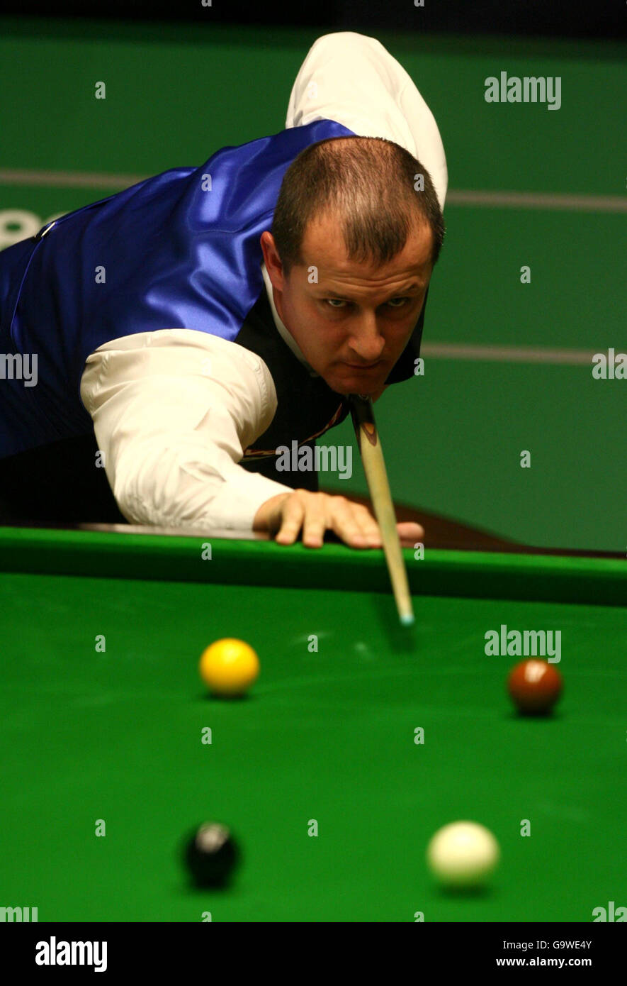 Ian McCulloch in action against Anthony Hamilton during the first round match of the World Snooker Championships at the Crucible Theatre, Sheffield. Stock Photo