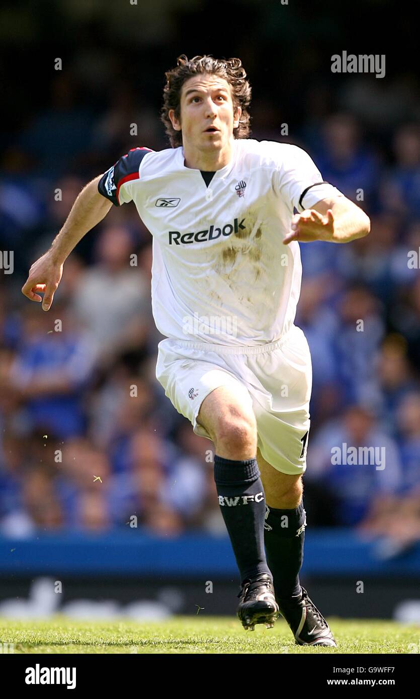 Soccer - FA Barclays Premiership - Chelsea v Bolton Wanderers - Stamford Bridge Stock Photo