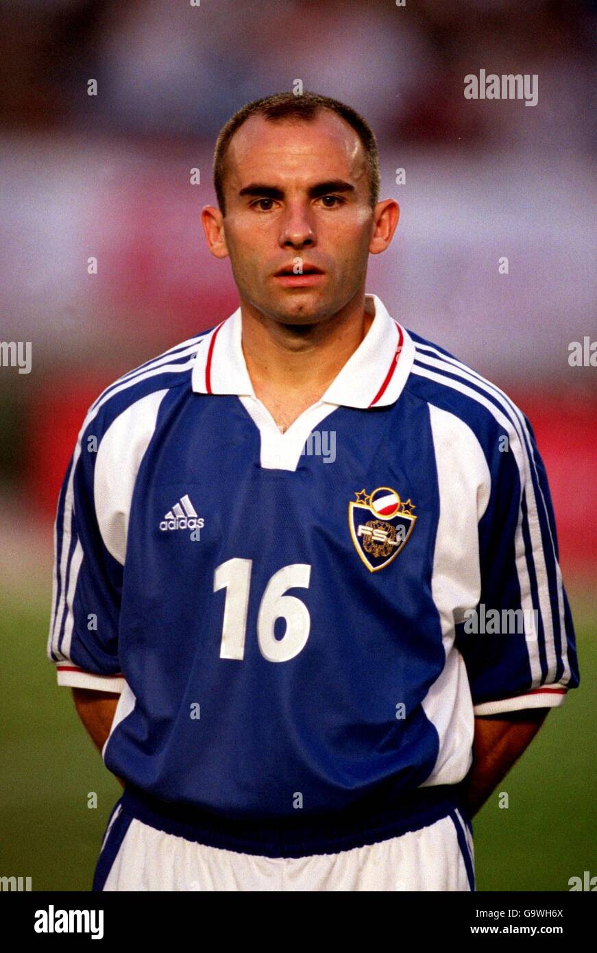 Soccer - Kirin Cup 2001 - Paraguay v Yugoslavia Stock Photo: 109356434 - Alamy