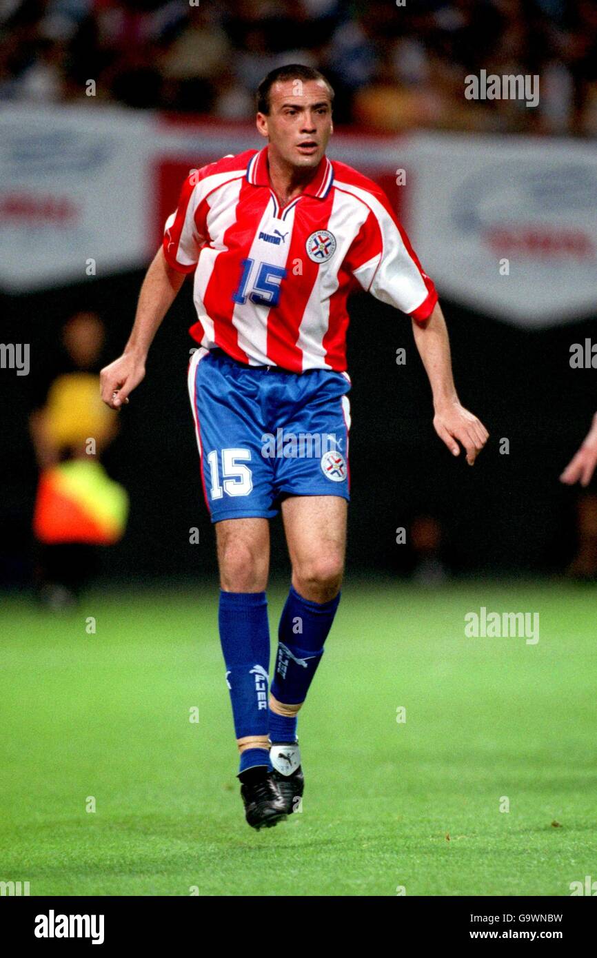 Soccer Kirin Cup 2001 Japan v Paraguay Stock Photo Alamy