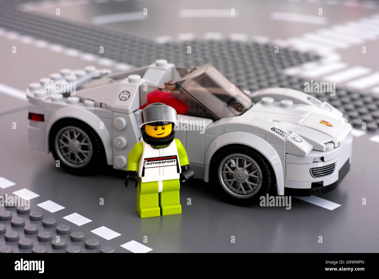 lego motorsport