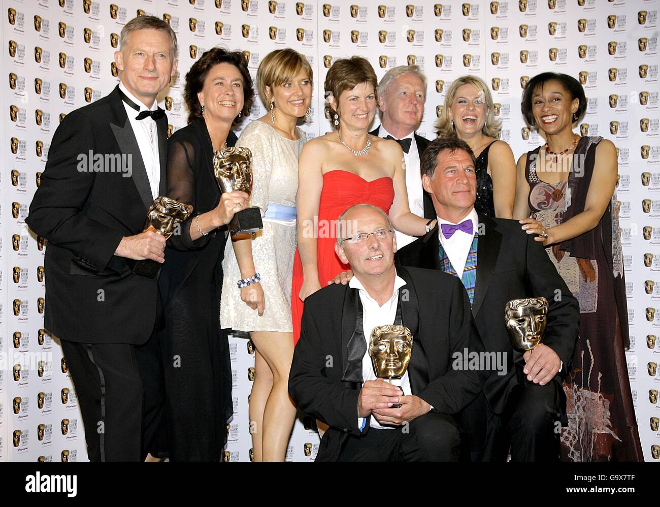 The cast of Casualty with the award for Continuing Drama at the British Academy Television Awards, held at the London Palladium, central London. PRESS ASSOCIATION Photo. Picture date: Sunday 20 May 2007. Photo credit should read: Yui Mok/PA Wire Stock Photo