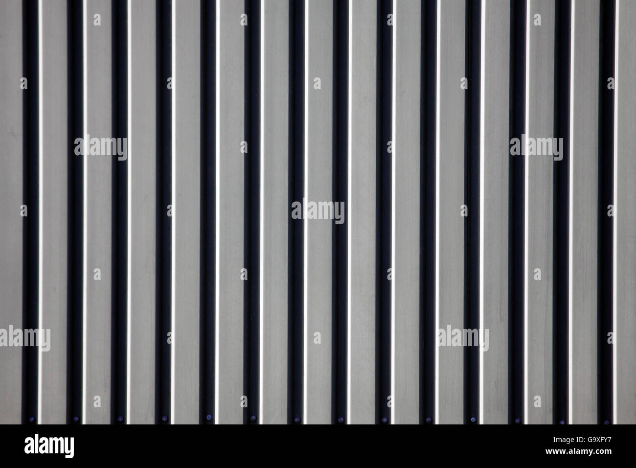 Repeating white steel patterns Stock Photo - Alamy