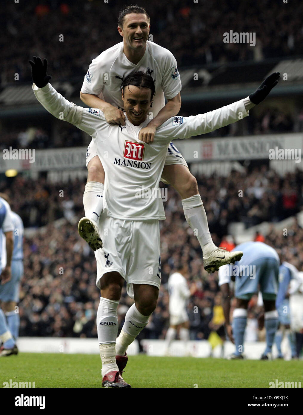 Tottenham Hotspurs Robbie Keane Celebrates His Goal Against Manchester tottenham-hotspurs-robbie-keane-celebrates-his-goal-against-manchester