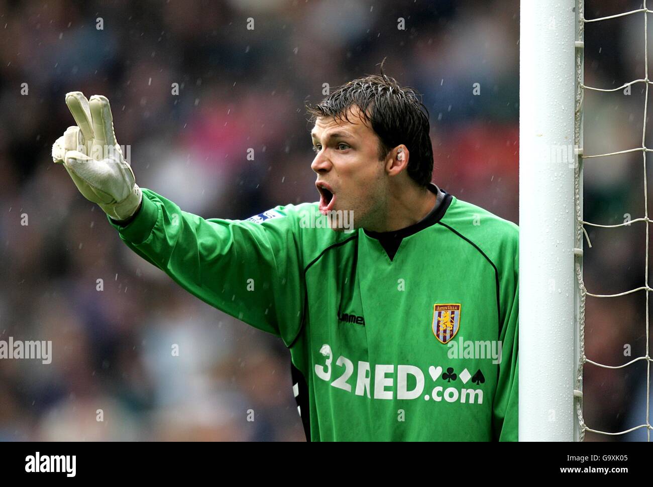 Soccer - FA Barclays Premiership - Bolton Wanderers v Aston Villa - Reebok Stadium. Aston Villa goalkeeper Stuart Taylor Stock Photo