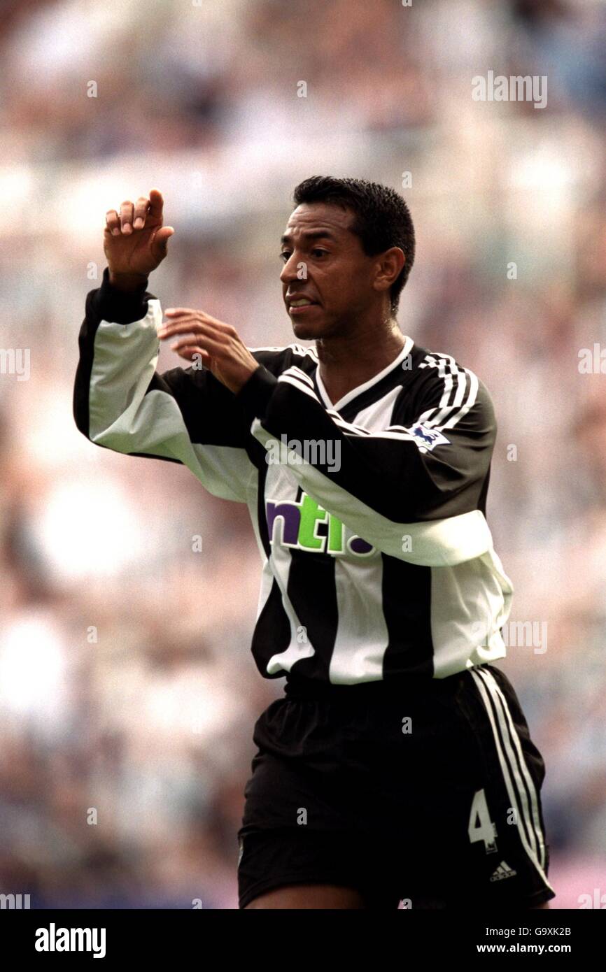 Nolberto solano newcastle hi-res stock photography and images - Alamy
