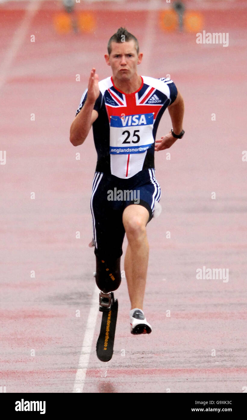 John mcfall paralympic hi-res stock photography and images - Alamy