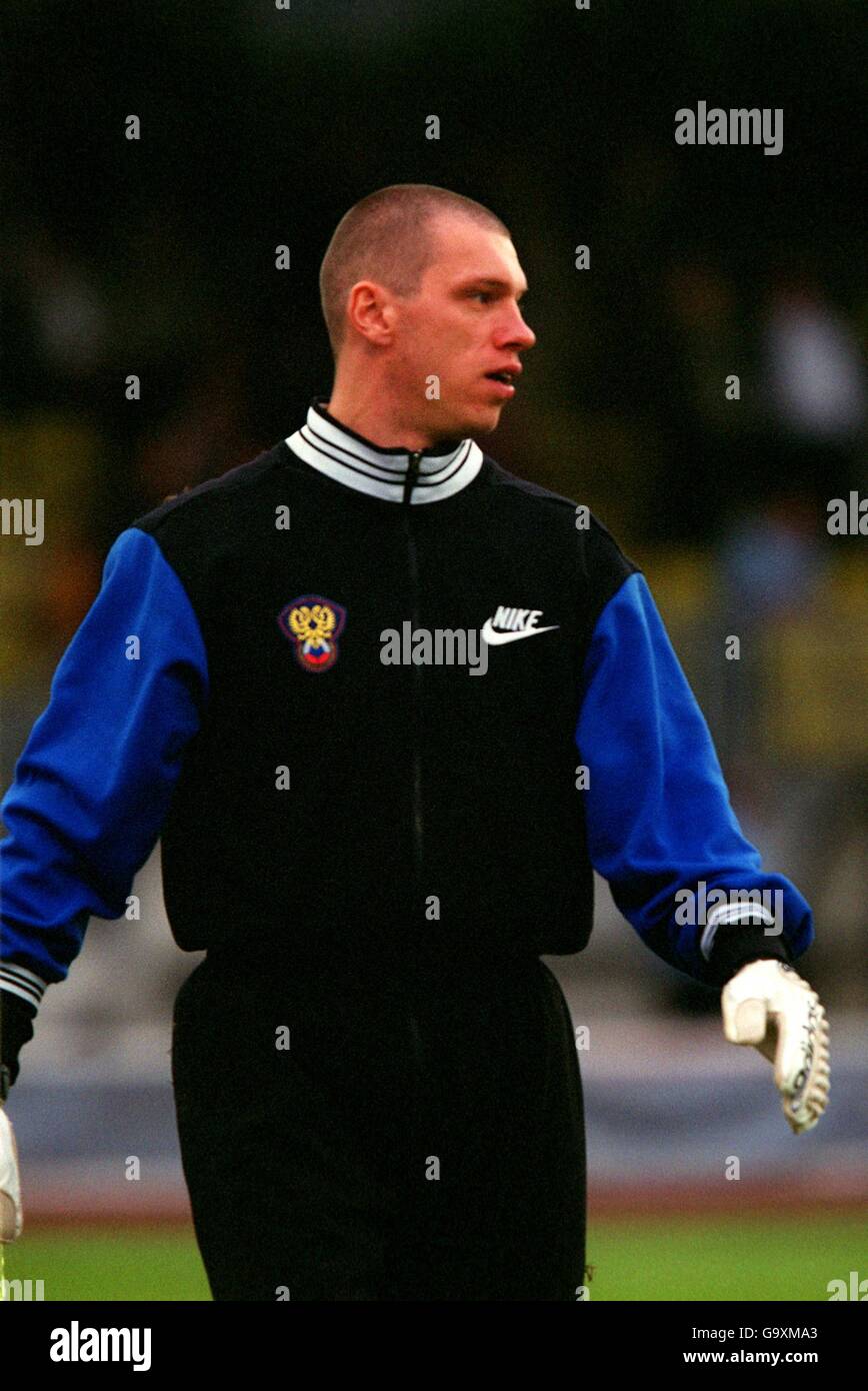 Soccer - World Cup 2002 Qualifier - Group One - Luxembourg v Russia. Aleksandr Filimonov, Russia substitute goalkeeper Stock Photo