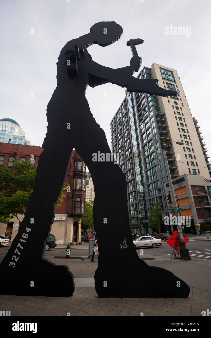 Hammering Man one in a series of monumental sculptures designed by Jonathan Borofsky