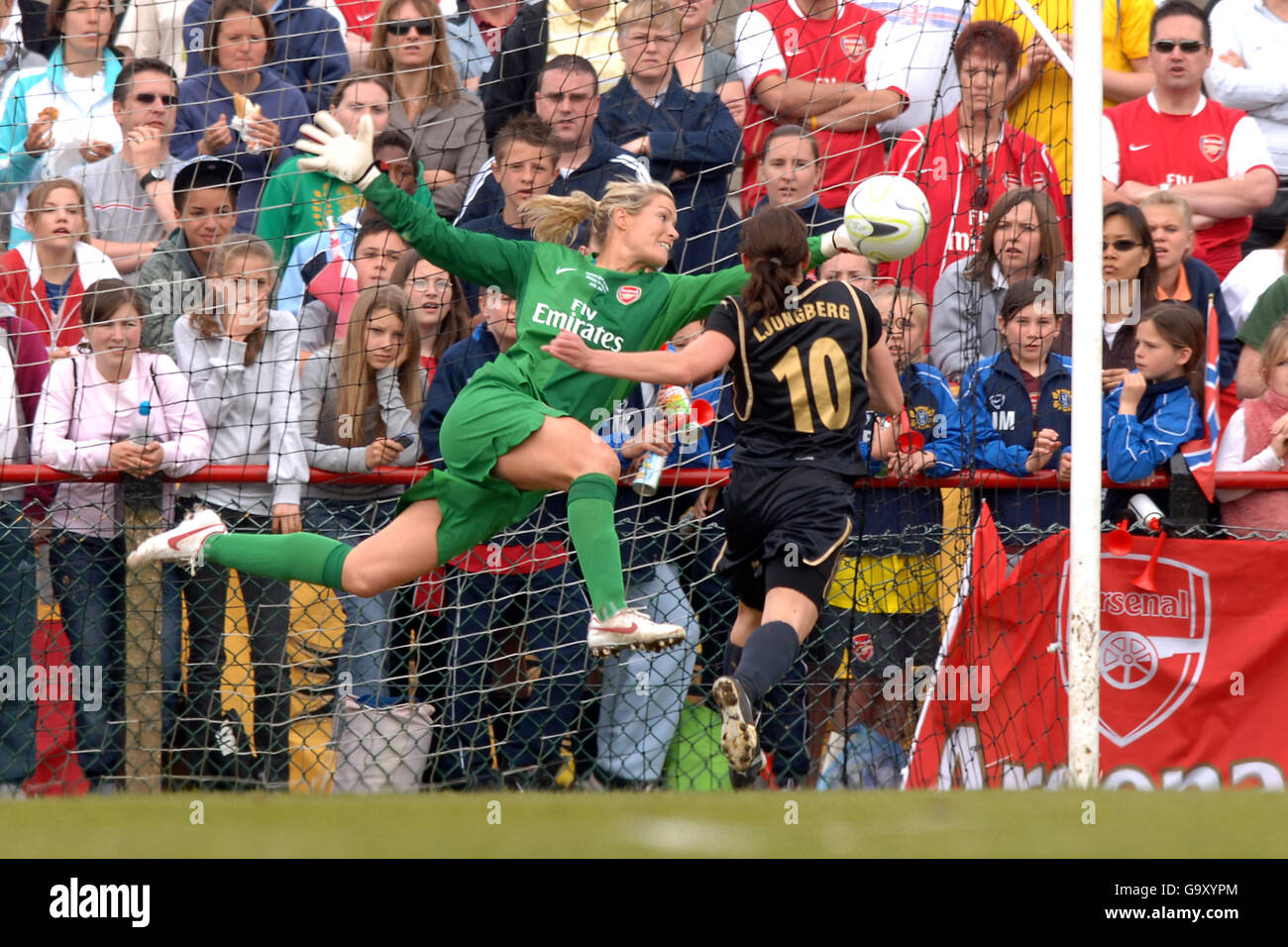 Soccer - UEFA Women's Cup - Final - Second Leg - Arsenal v Umea IK - Borehamwood Stock Photo