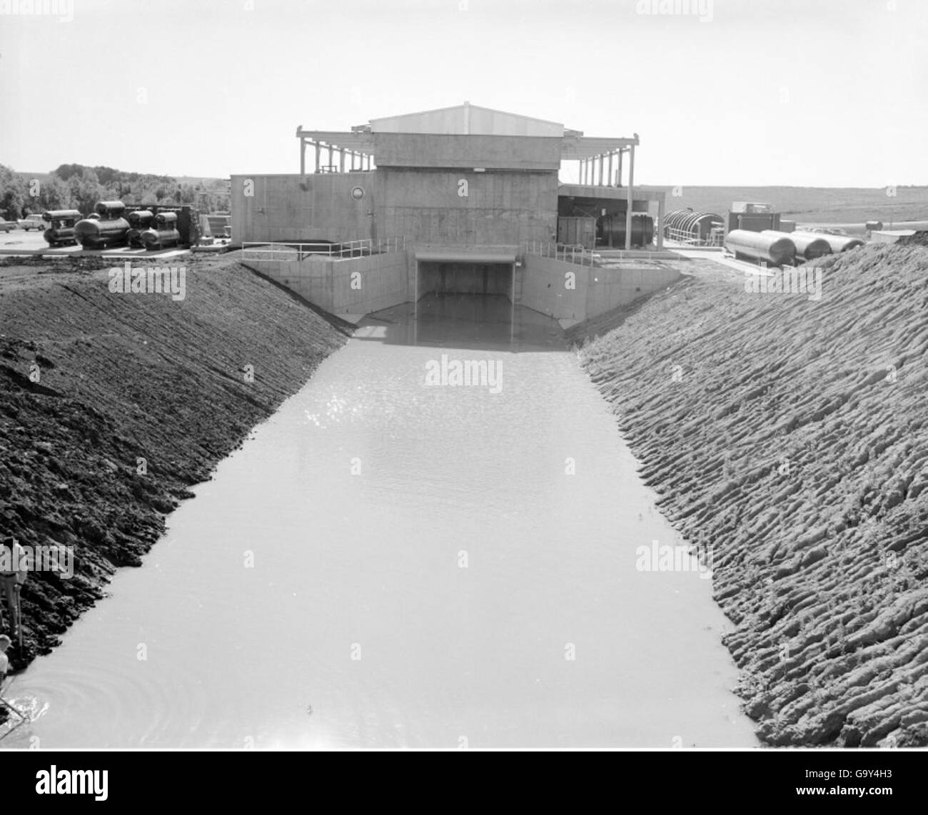 This image from the Atlas Negative Collection documents an early Atlas ...