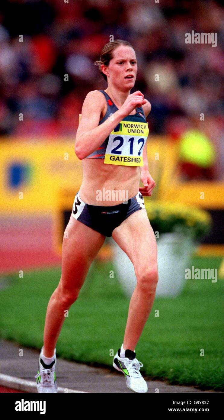 Amy rudolph in action during the womens 3000 metres hi-res stock ...