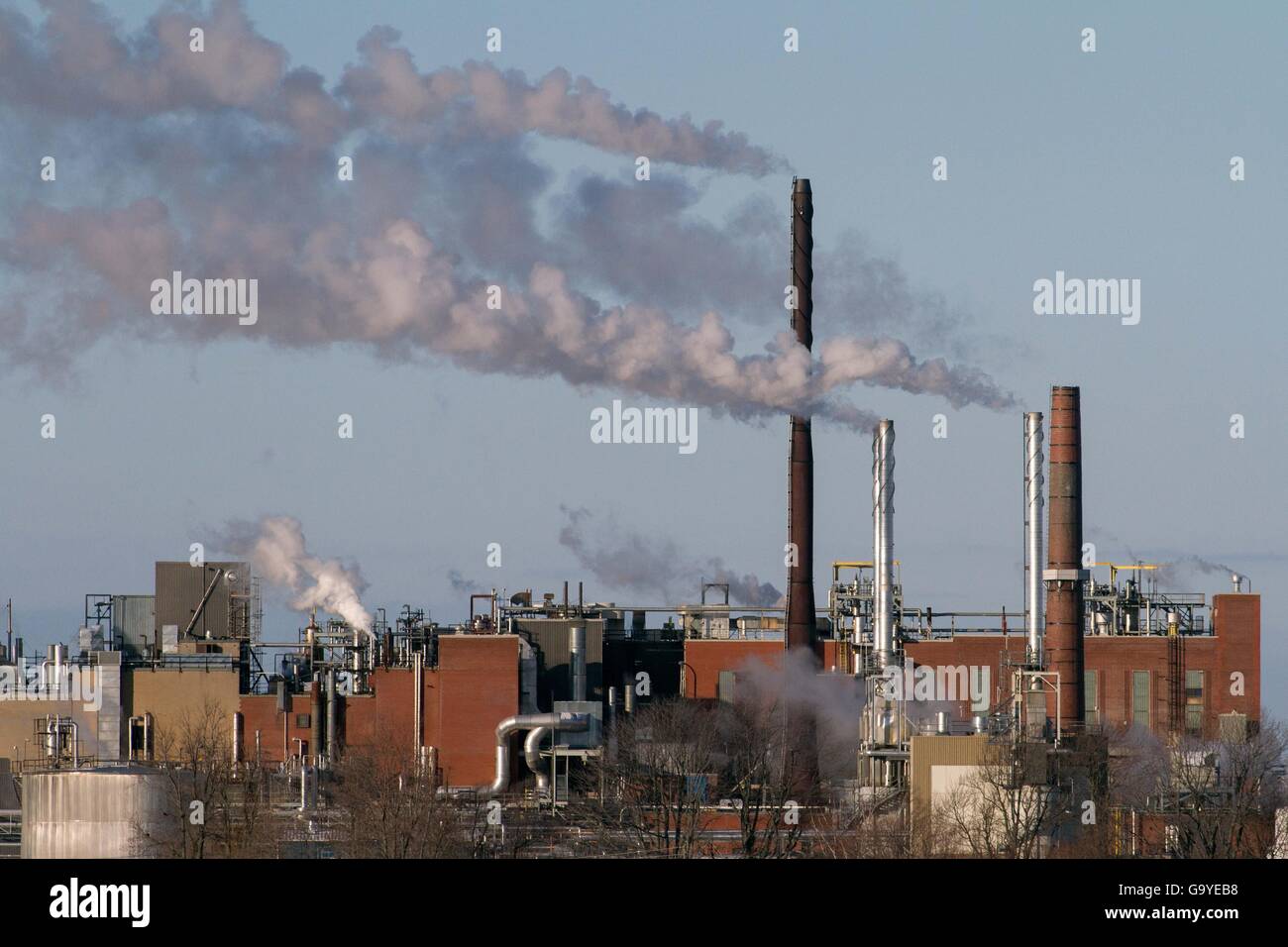Dupont Factory Stock Photos & Dupont Factory Stock Images Alamy