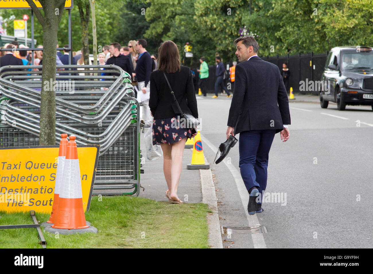 Shoeless without shoes hires stock photography and images Alamy