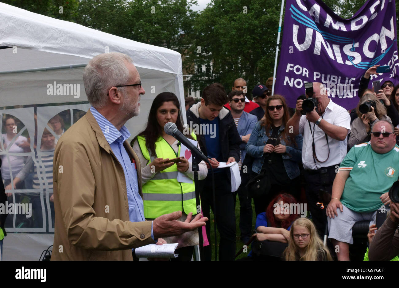 Labour Party leader Jeremy Corbyn MP addresses anti hate crime rally in Highbury Fields, North London Stock Photo