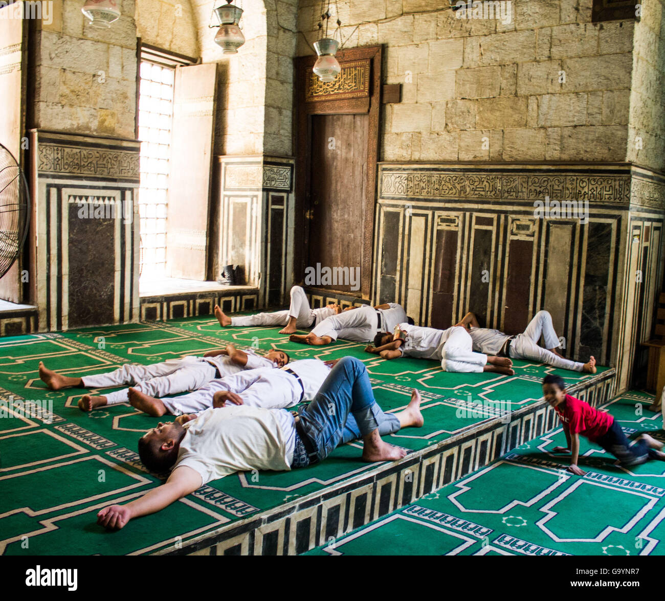 Egypt. 4th July, 2016. A group of Egyptian police sleeping in a mosque in Cairo for a break on the last night of the month of Ramadan in Cairo Credit:  Fayed El-Geziry/ZUMA Wire/Alamy Live News Stock Photo