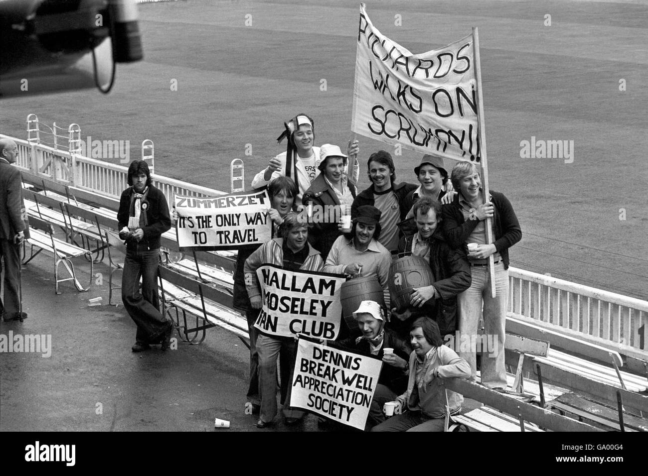 Cricket - Somerset Supporters. Somerset supporters at Lord's for the game against Middlesex in the Gillette Cup semi-final. Stock Photo