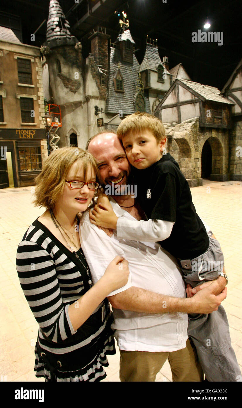 Gerald Dickens, the great great grandson of Charles Dickens with his children Jasmine, 13, and Cameron, 8, at the media preview day of Dickens World at Chatham in Kent, which is due to open this week. Stock Photo