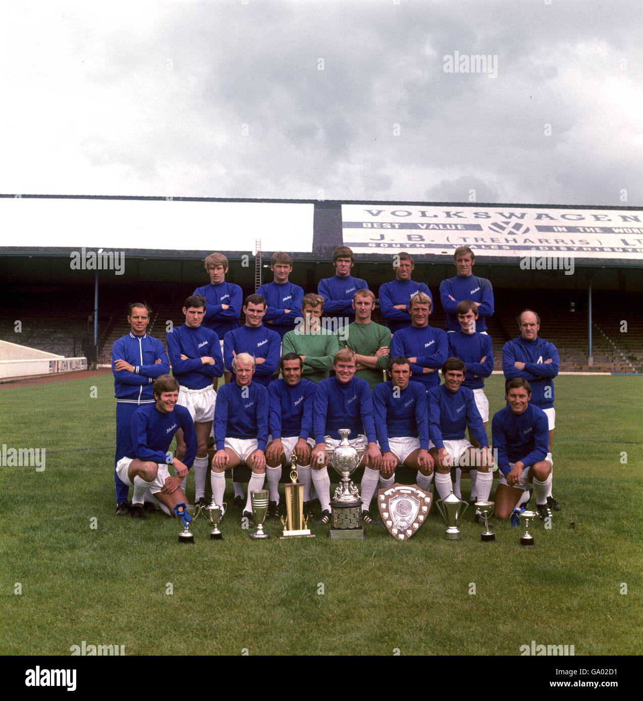 Cardiff City first team squad with last seasons trophies. (Centre