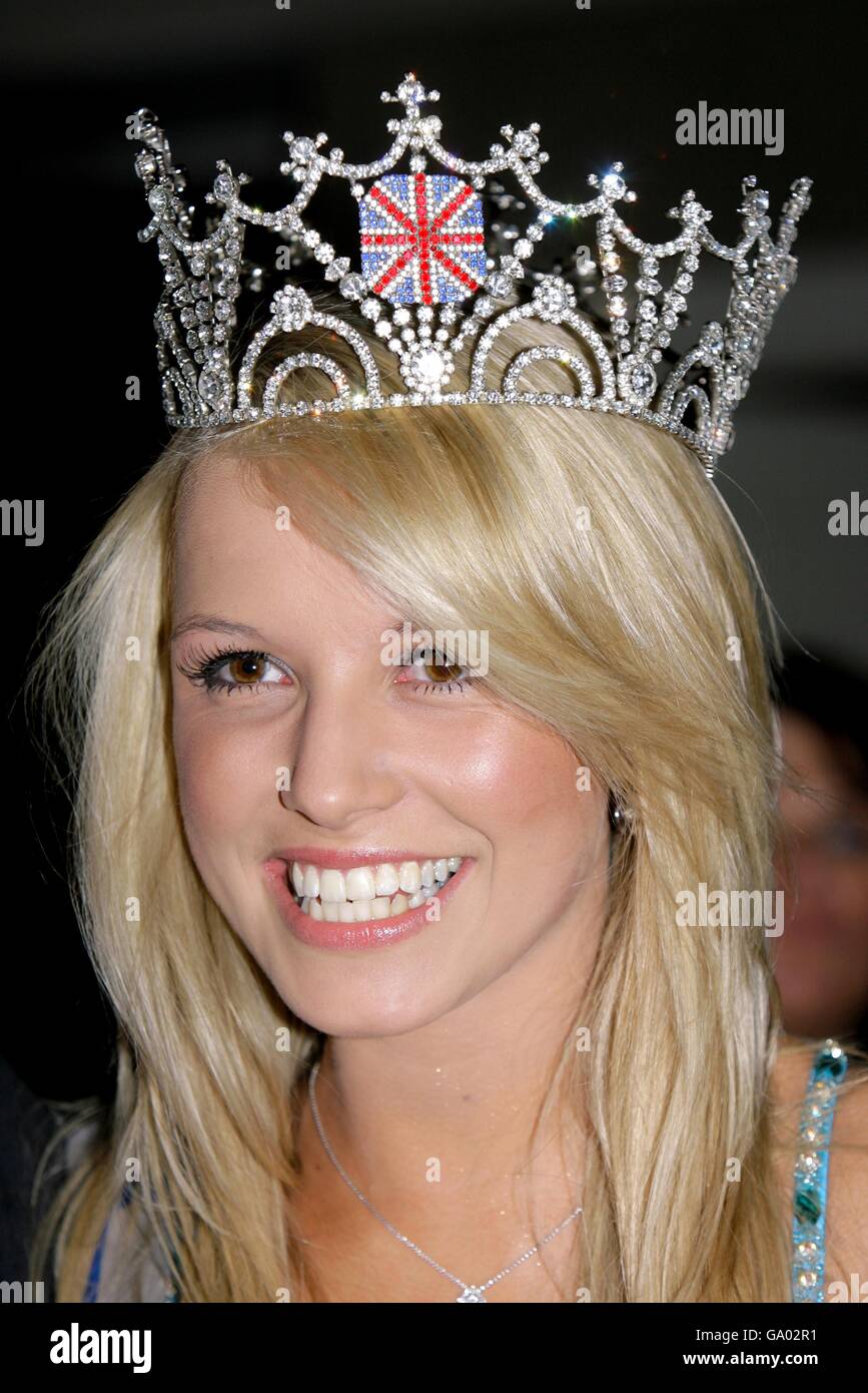 Rachael Tennent, Miss Aberdeen is crowned Miss Great Britain 2007, at the Grand Final of Miss Great Britain held at Grosvenor House hotel in central London. Stock Photo