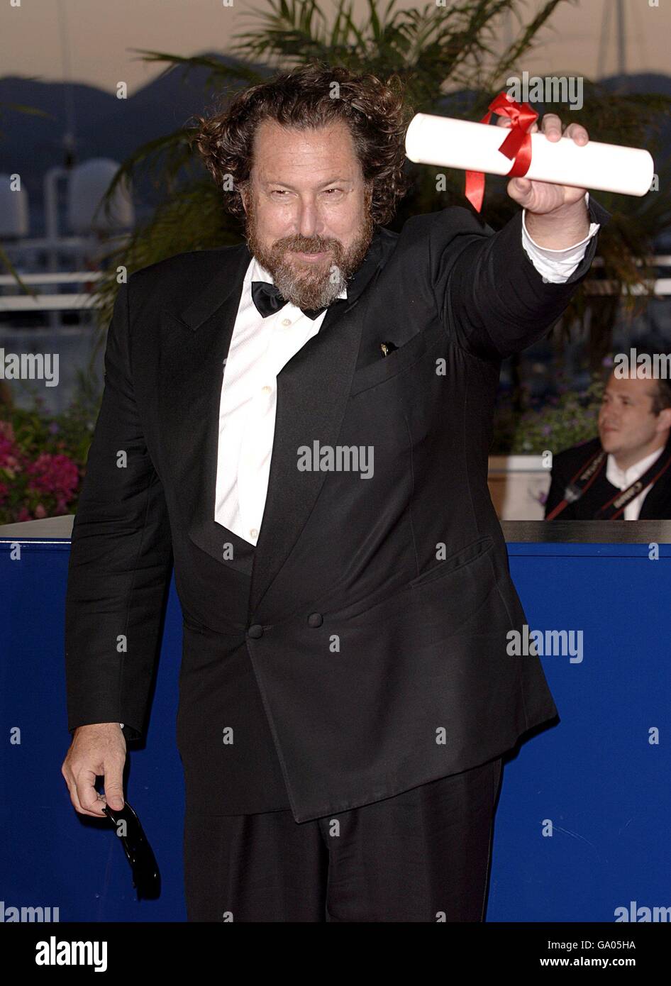 Julian Schnabel after winning the Best Director award for his film 'Le Scaphandre et le Papillon' at the 60th annual Cannes Film Festival in Cannes, France. Picture date: Sunday 27 May 2007. Photo credit should read: Anthony Harvey/PA Wire Stock Photo