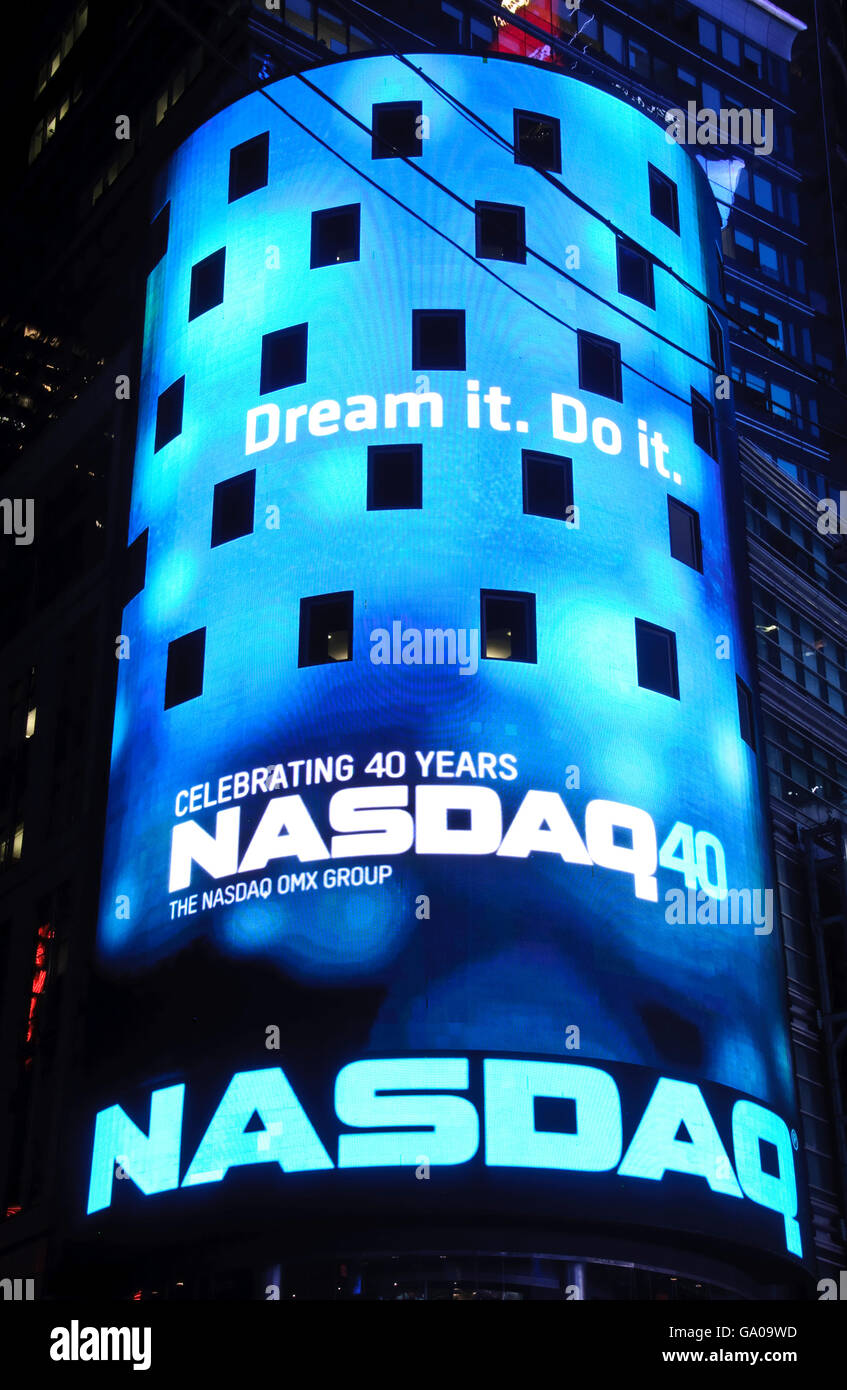 Nasdaq building hi-res stock photography and images - Alamy