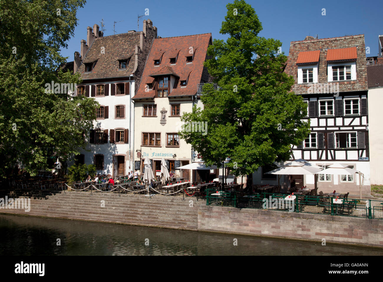 Restaurants, La Petite France district, historic town centre, UNESCO World Heritage Site