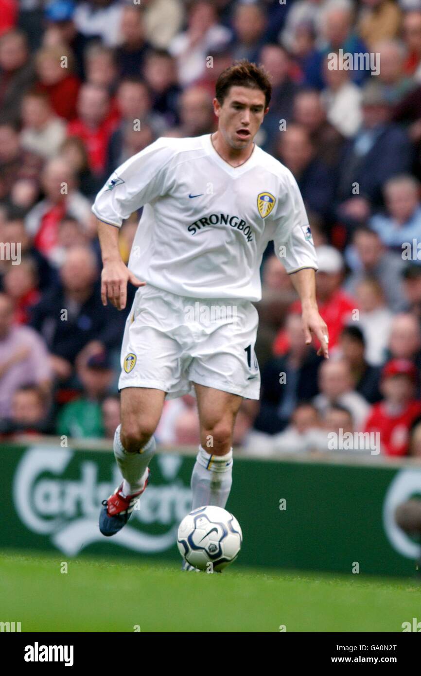 PA PHOTOS/AAP - UK USE ONLY : Australian soccer star Harry Kewell sets  himself up to score for Leeds United during a friendly match against  Chilean Club team Colo Colo at Colonial