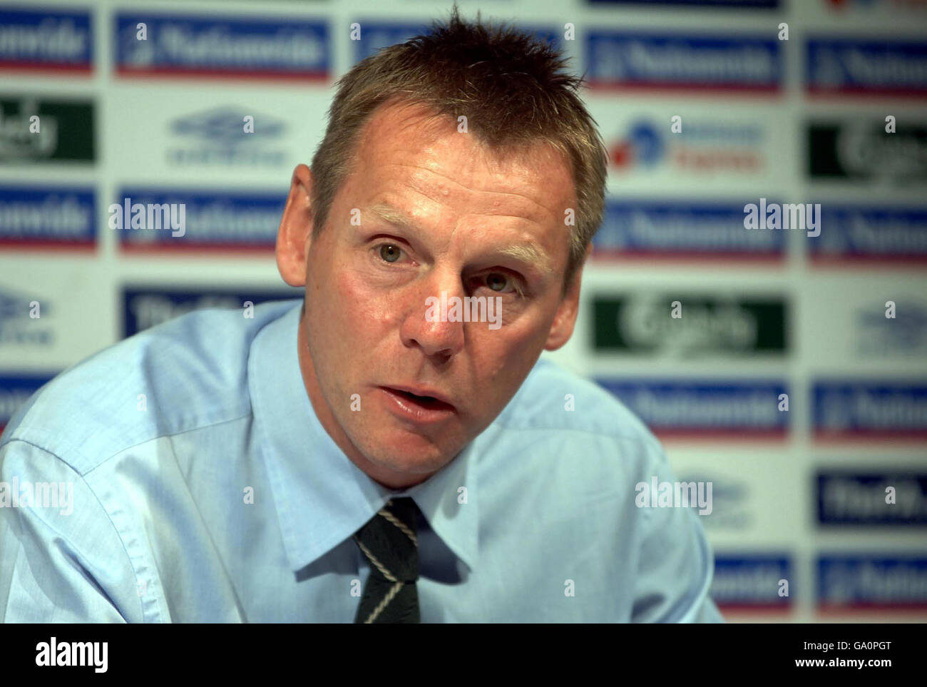 Half length mid top serious speaking england england mangrs hires