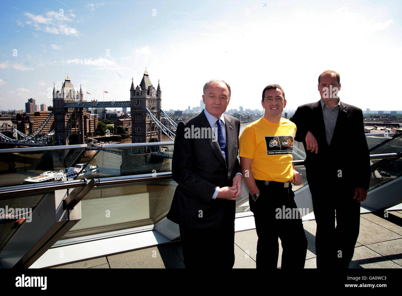 (Left to right) Mayor of London Ken Livingstone, former Tour de France Yellow Jersey holder Chris Boardman, and head of the Tour de France Christian Prudhomme at Livingstone's weekly press conference at City Hall, London, to promote next month's Tour de France Grand Depart. Stock Photo