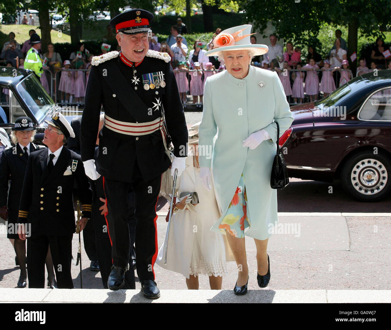 Queen Elizabeth Ii With Captain Norman Lloyd Edwards As She Arrives To Visit Exhibitions At The National Museum In Cardiff Stock Photo Alamy Queen Elizabeth Ii With Captain Norman Lloyd Edwards As She Arrives To Visit Exhibitions At The National Museum In Cardiff Stock Photo Alamy