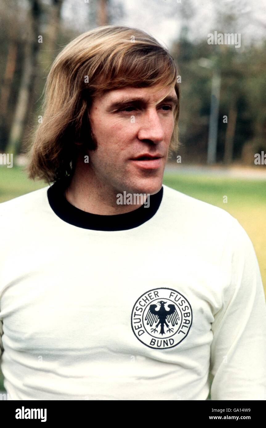Soccer - West Germany Squad Photocall. Gunter Netzer, West Germany Stock Photo