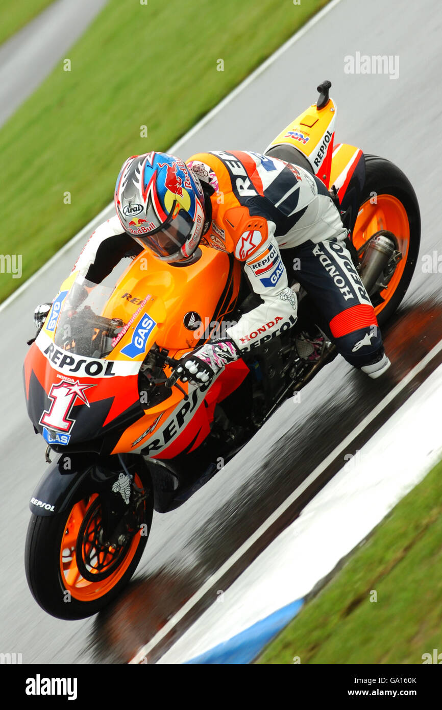 Motorcycling - British Grand Prix - Moto GP - Race - Donington Park. Nicky  Hayden, Repsol Honda Stock Photo - Alamy