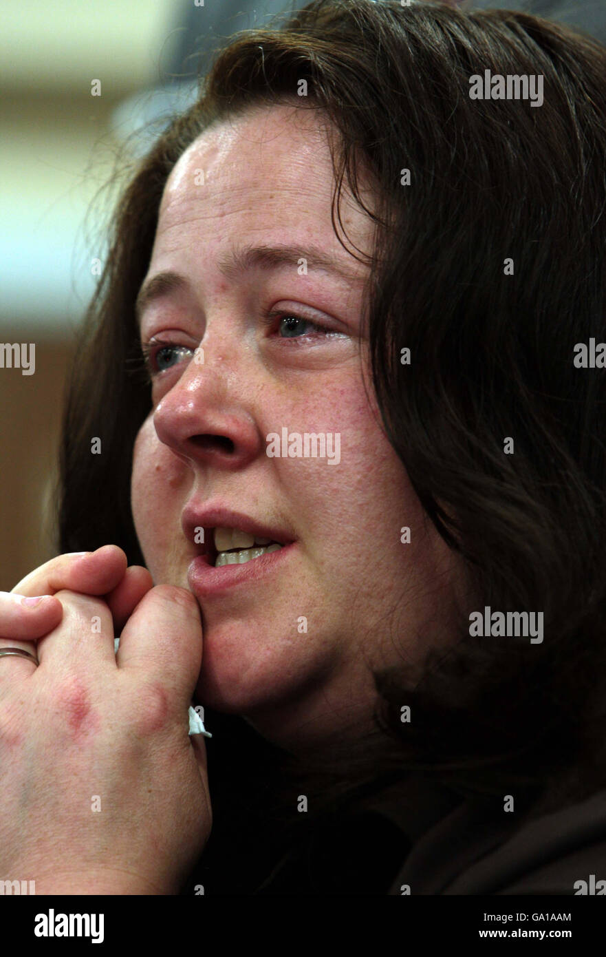 Mary Henry, widow of PC Jon Henry, speaks to the media during a press conference in Luton. Stock Photo