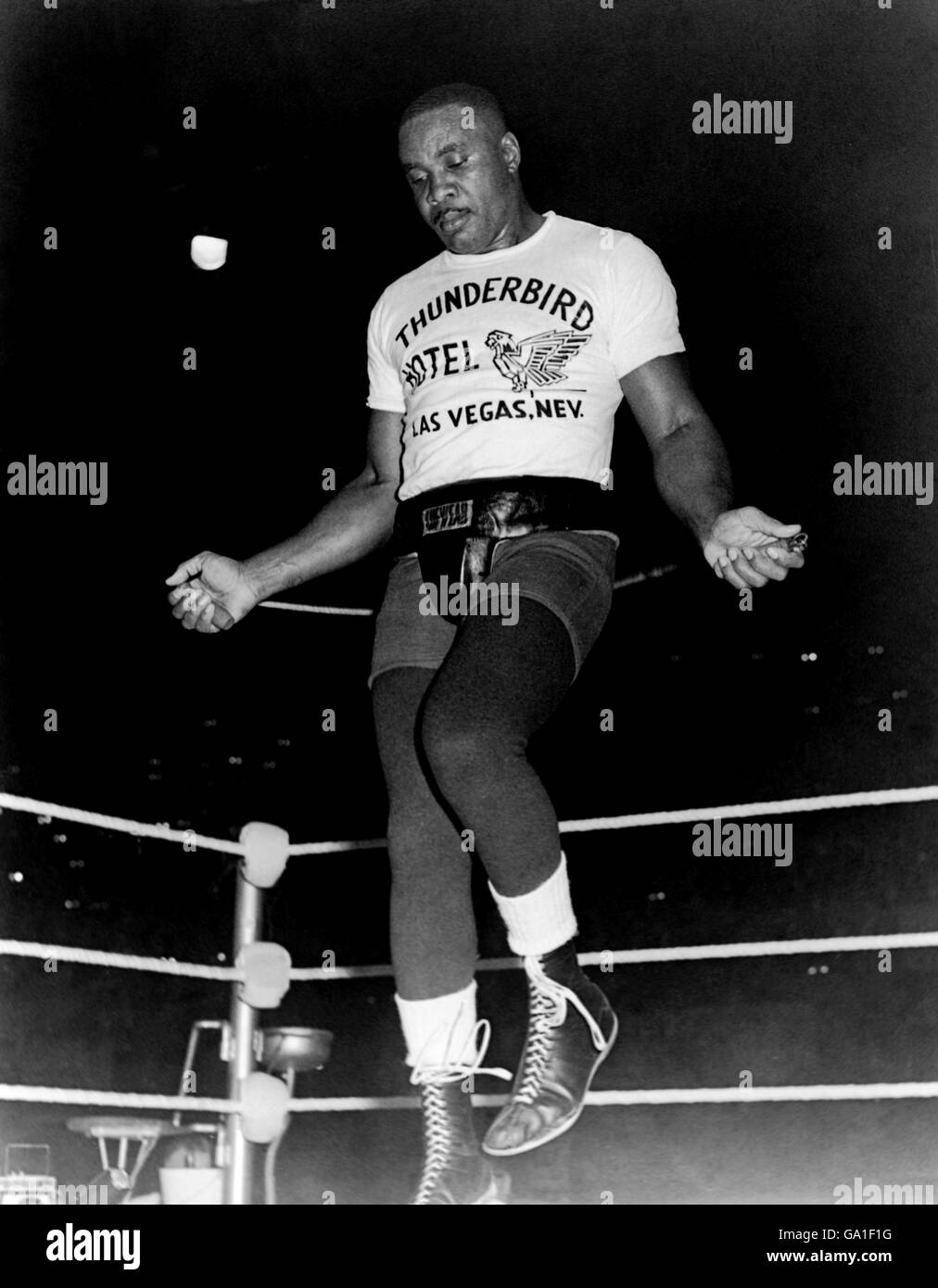 Sonny liston v tornado cox hi-res stock photography and images - Alamy