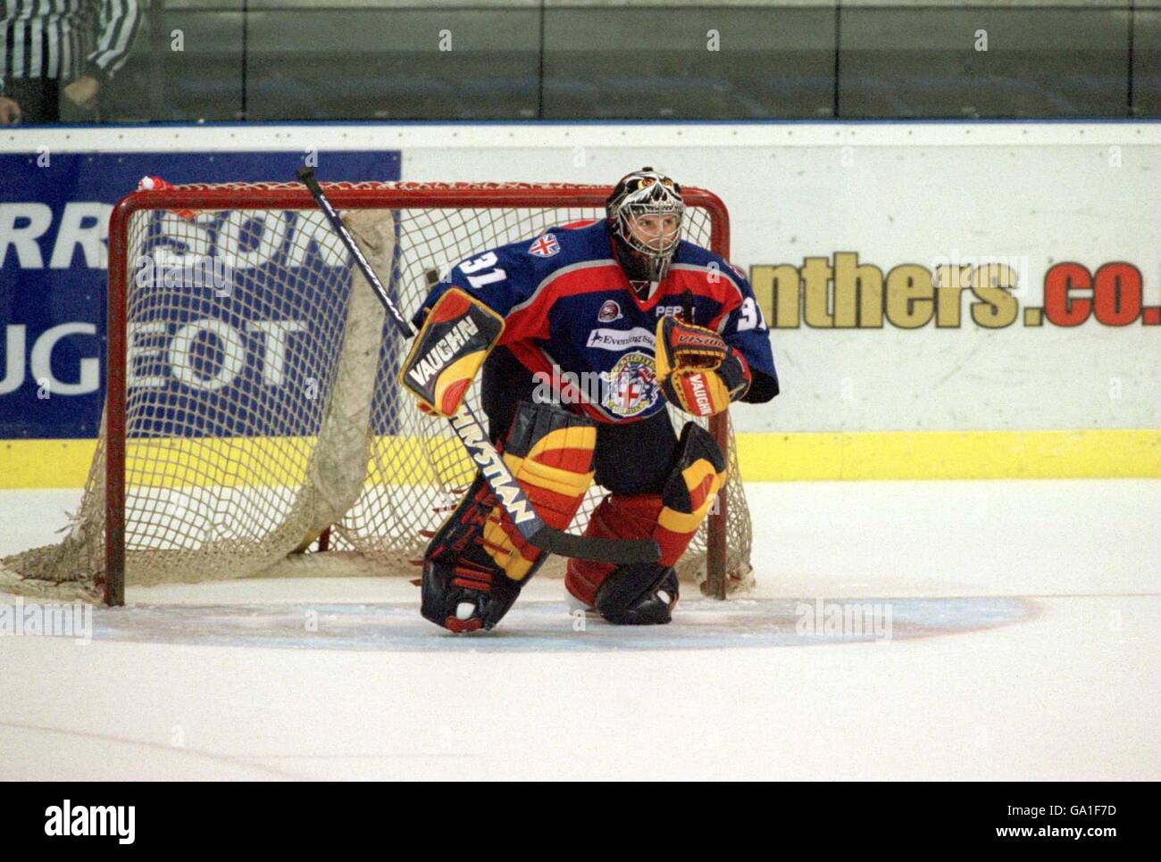 London knights netminder hires stock photography and images Alamy