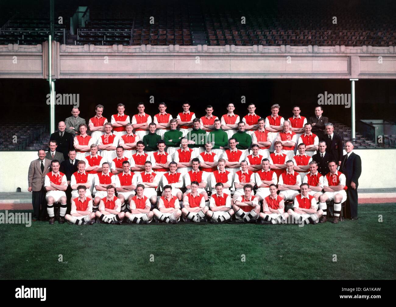 Soccer - Football League Division One - Arsenal Photocall. Arsenal squad 1949-50 Stock Photo