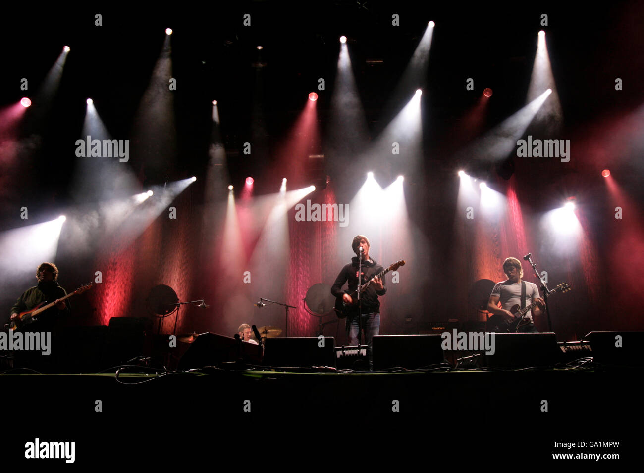 Jamie cook arctic monkeys hi-res stock photography and images - Alamy