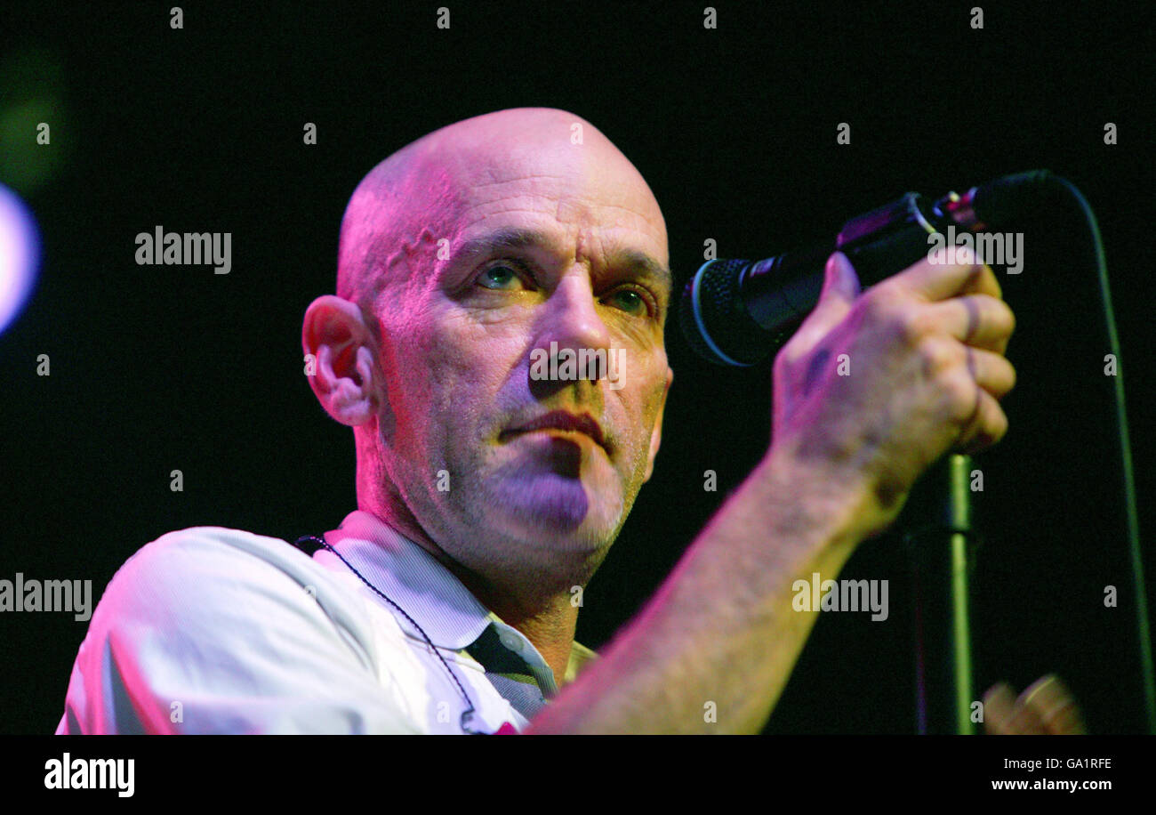R.E.M in concert Dublin Stock Photo Alamy