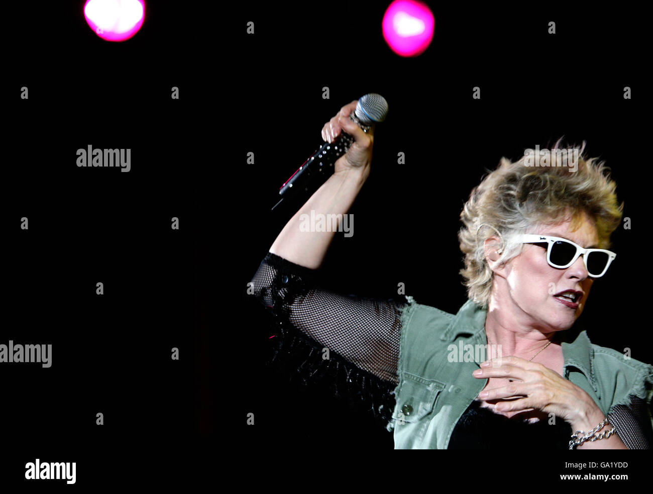 Debbie harry black dress hires stock photography and images Alamy