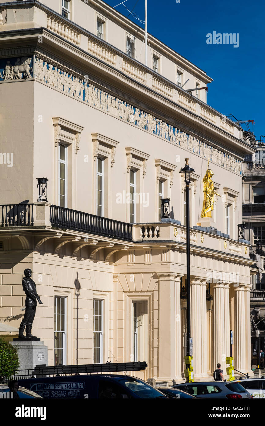 The Athenaeum club, Waterloo Place, London, England, U.K Stock Photo ...