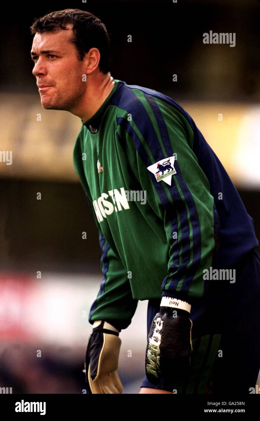 Tottenham hotspur goalkeeper neil sullivan hi-res stock photography and ...