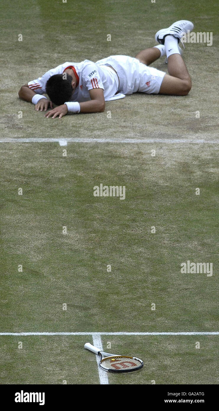 Novak djokovic racket hires stock photography and images Alamy