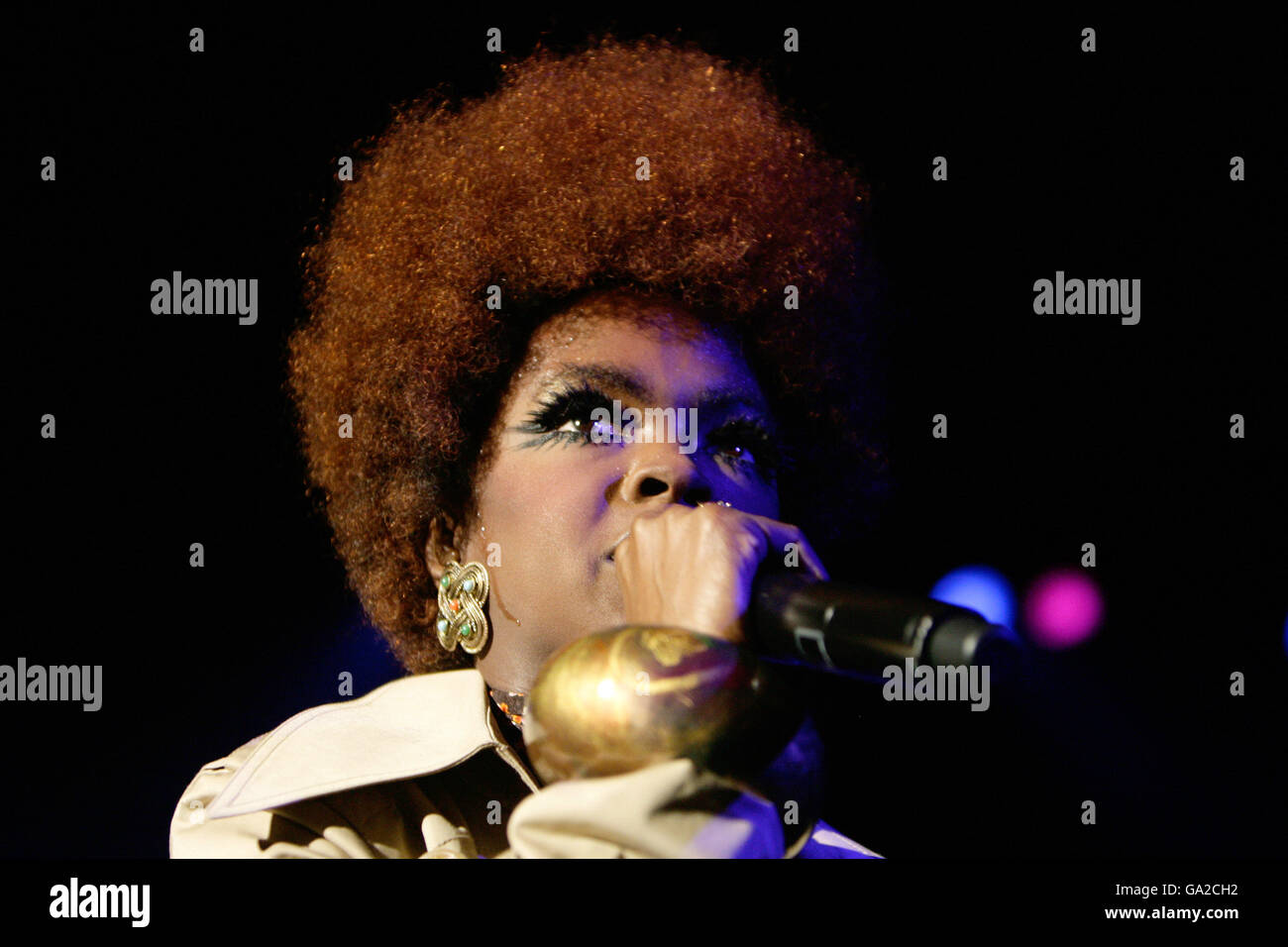 Lauryn Hill in concert London Stock Photo Alamy