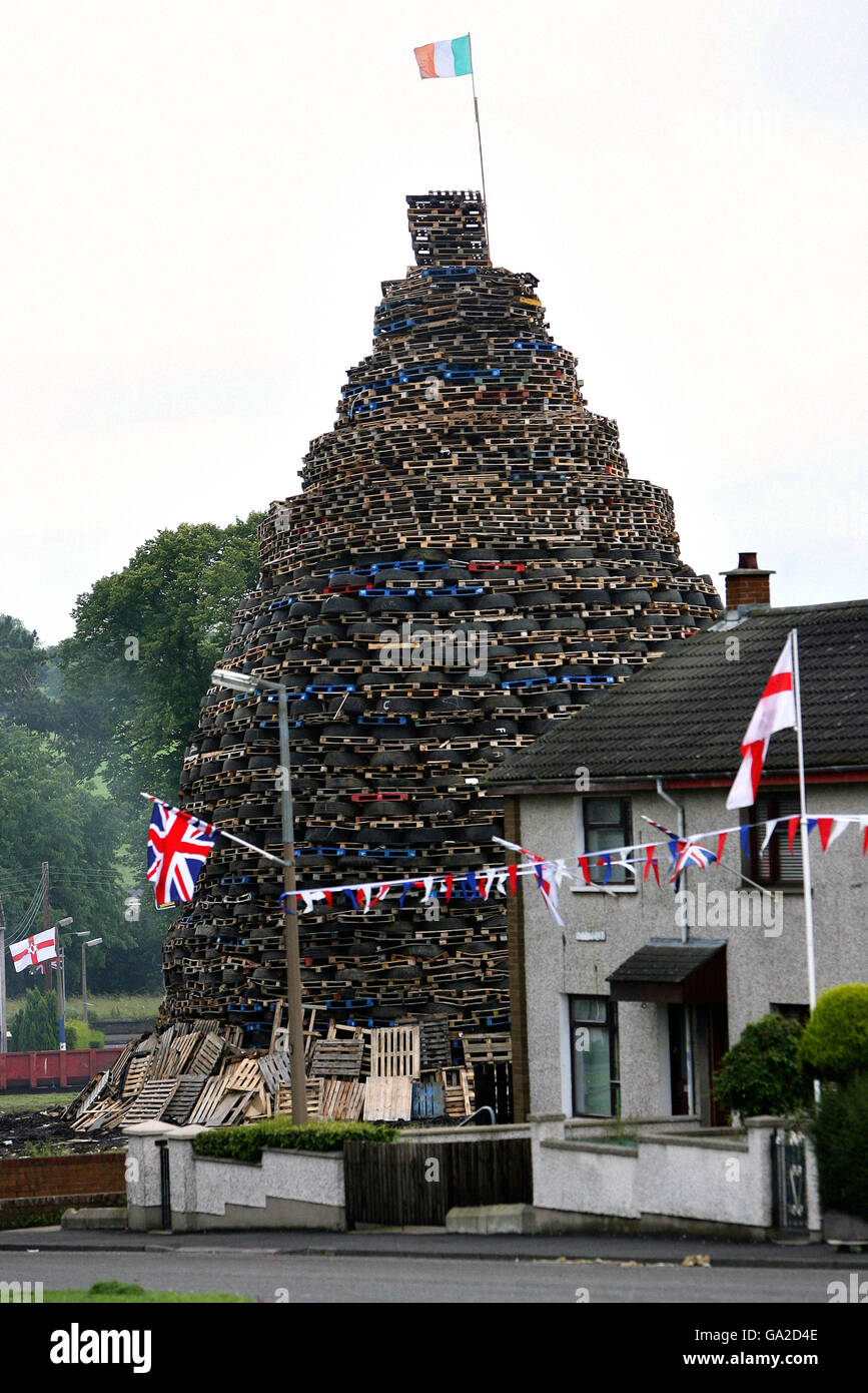 One of the biggest eleventh night bonfires on the Ballycraigy estate in  Antrim Stock Photo - Alamy