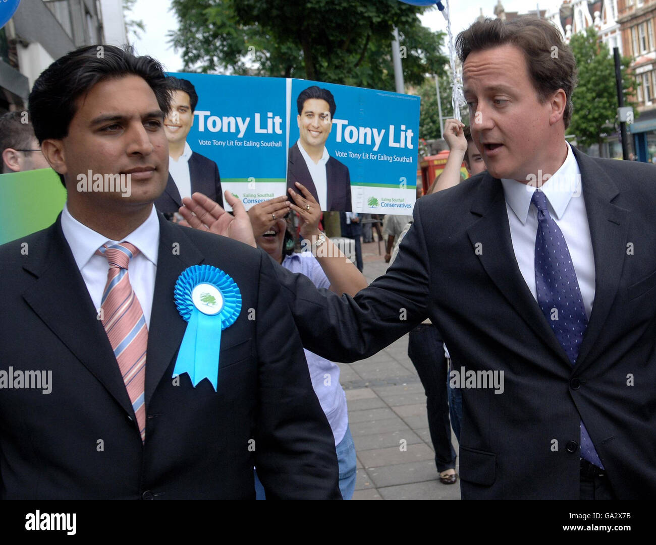 David Cameron campaigns in Ealing Stock Photo